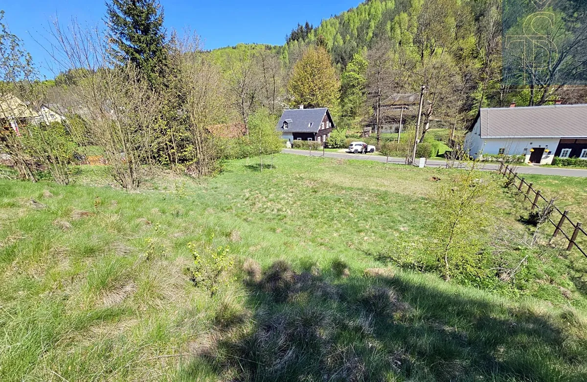 Prodej stavebního pozemku 1346 m²